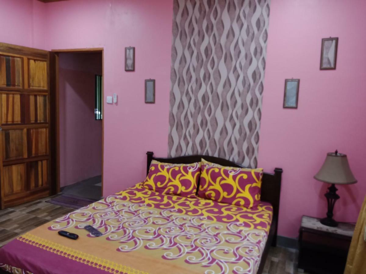 Jazepuri - Jaze 3 Hotel Kuching Bagian luar foto