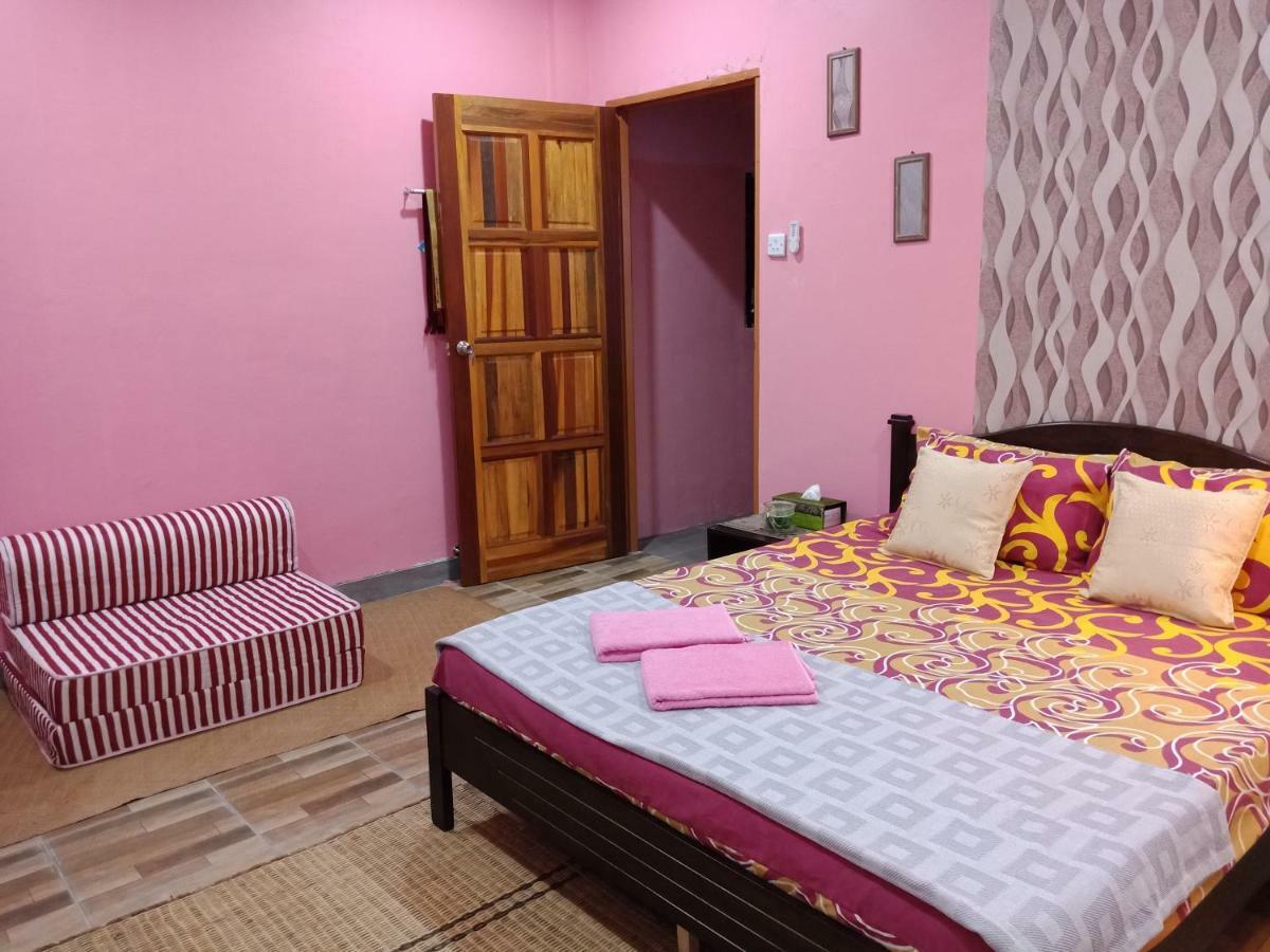 Jazepuri - Jaze 3 Hotel Kuching Bagian luar foto