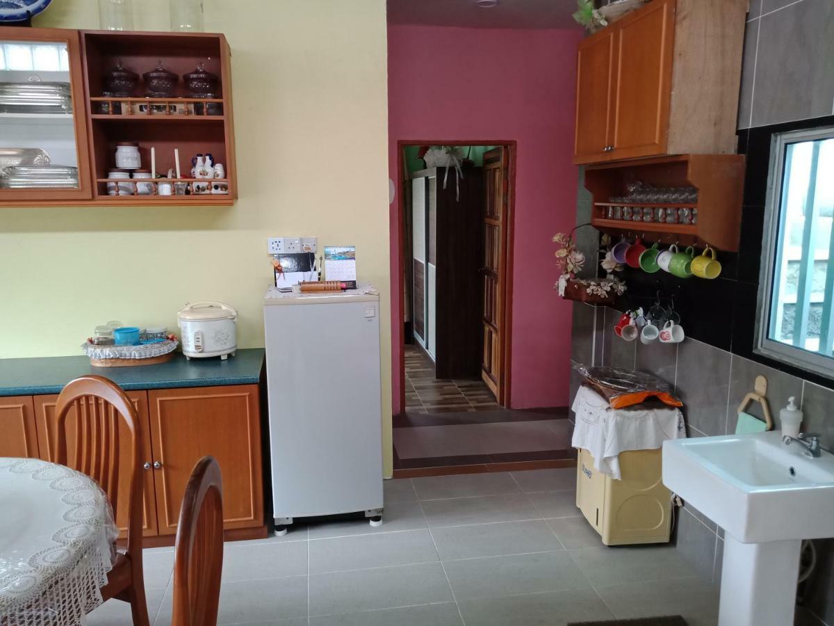 Jazepuri - Jaze 3 Hotel Kuching Bagian luar foto